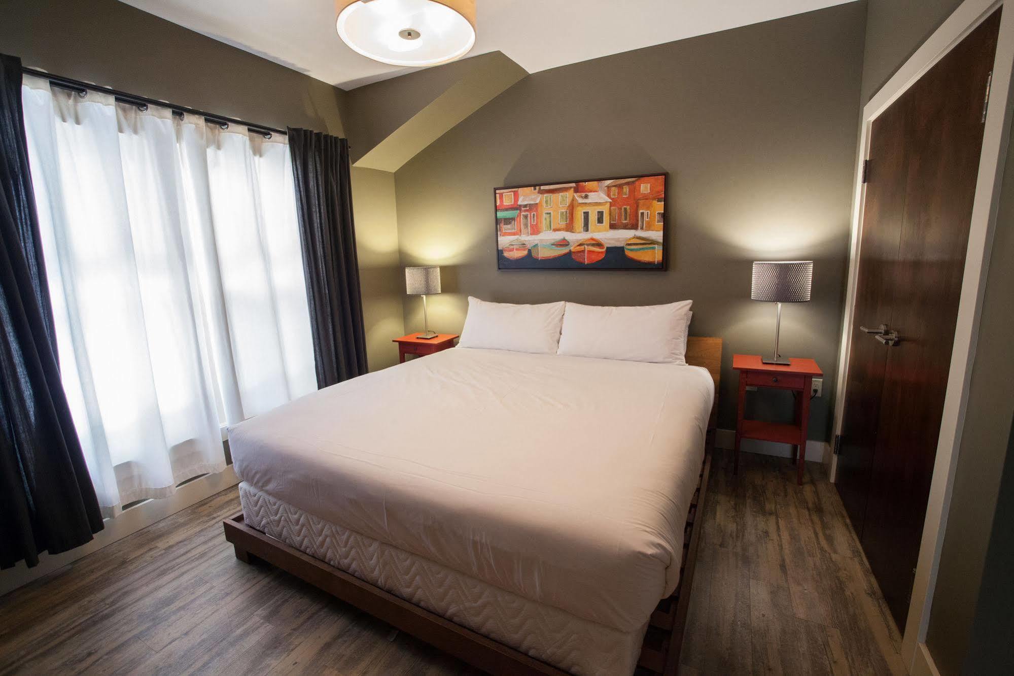 Fairholm Boutique Inns Шарлоттаун Экстерьер фото