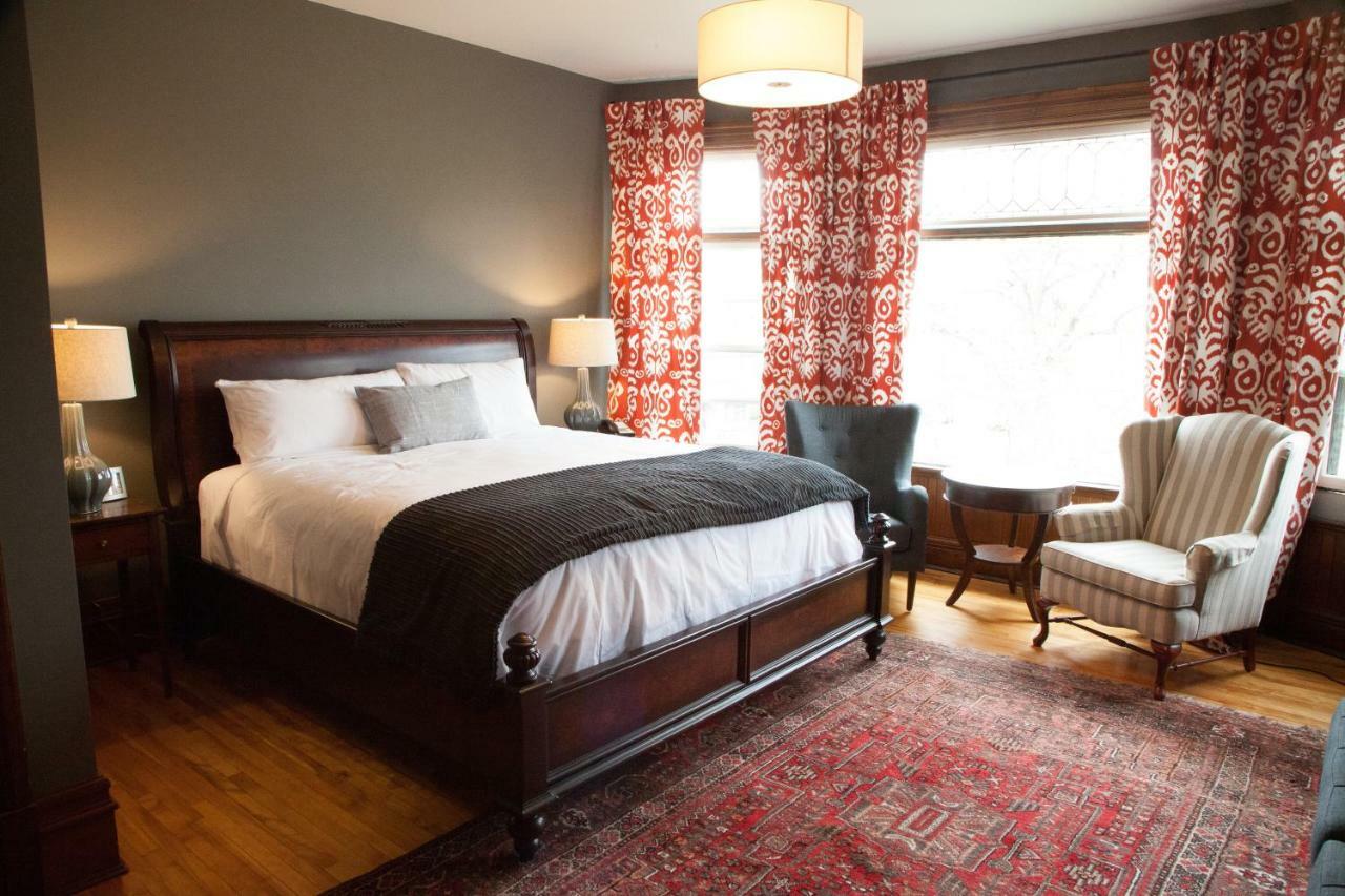 Fairholm Boutique Inns Шарлоттаун Экстерьер фото